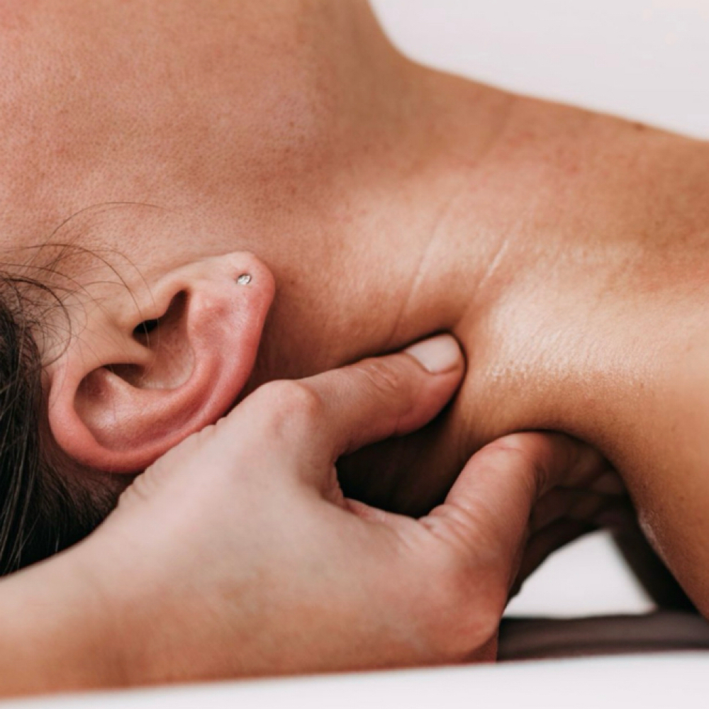 30 Minute Massage at Luxxe Aesthetics in McMinnville, TN