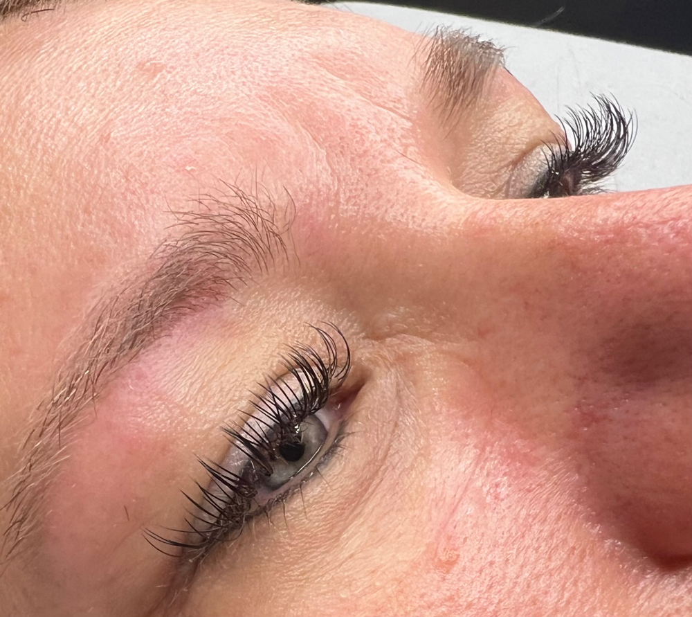 Full Classic Lash Extensions