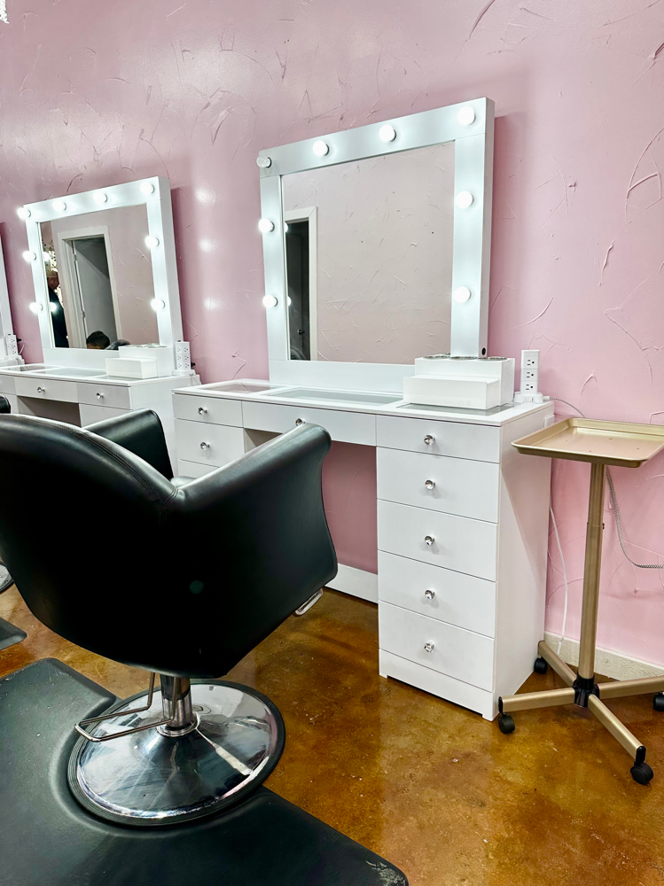 Daily Booth Rental at AN Beauty Lounge in Cedar Hill, TX