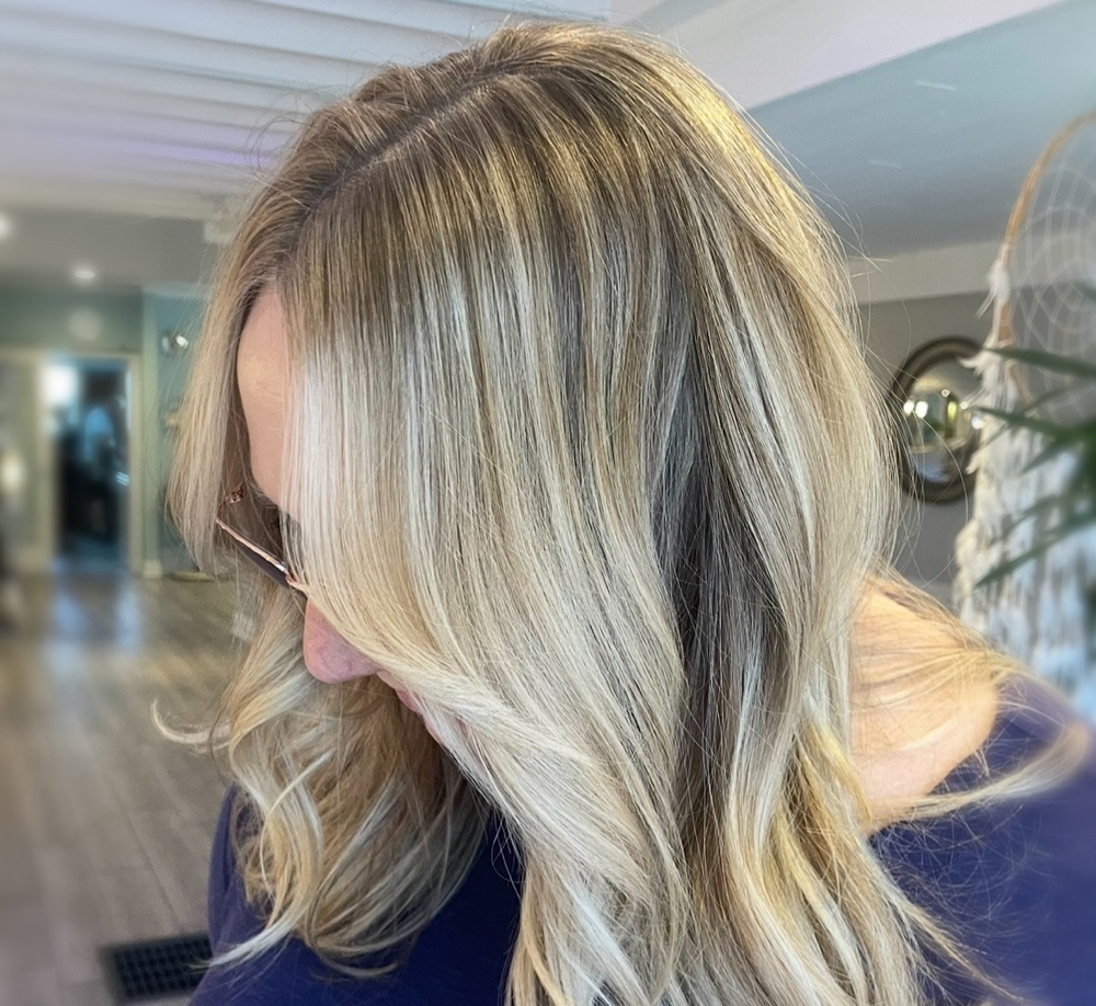 Full Highlight/Custom Blonding