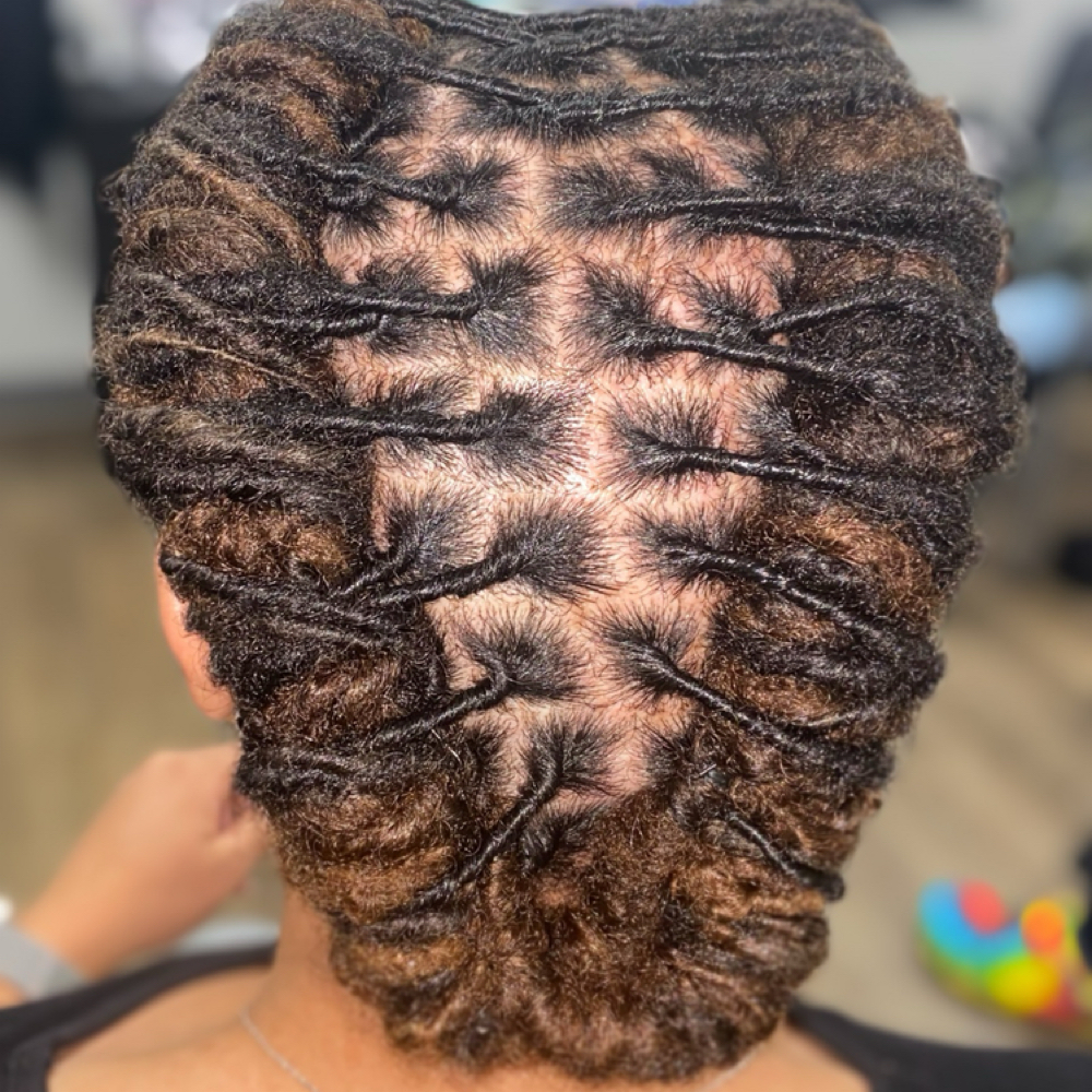 Retwist Only (no style) at Smooches’ Locs N Things in Charlotte, NC