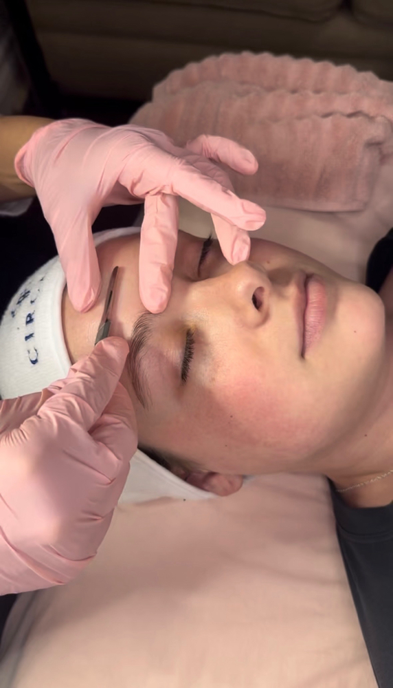 Dermaplane Facial