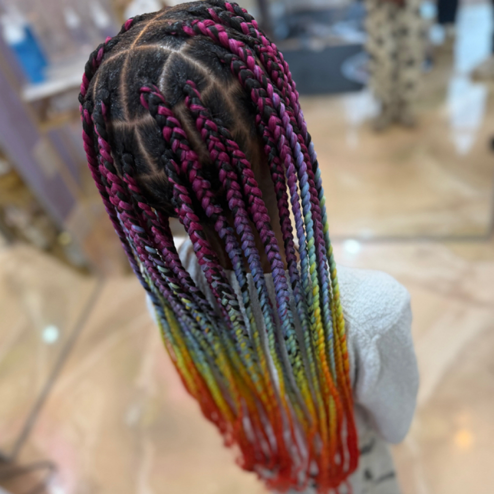 Kids Fun Knotless Braids at Michelle MiMi Lee in 98118