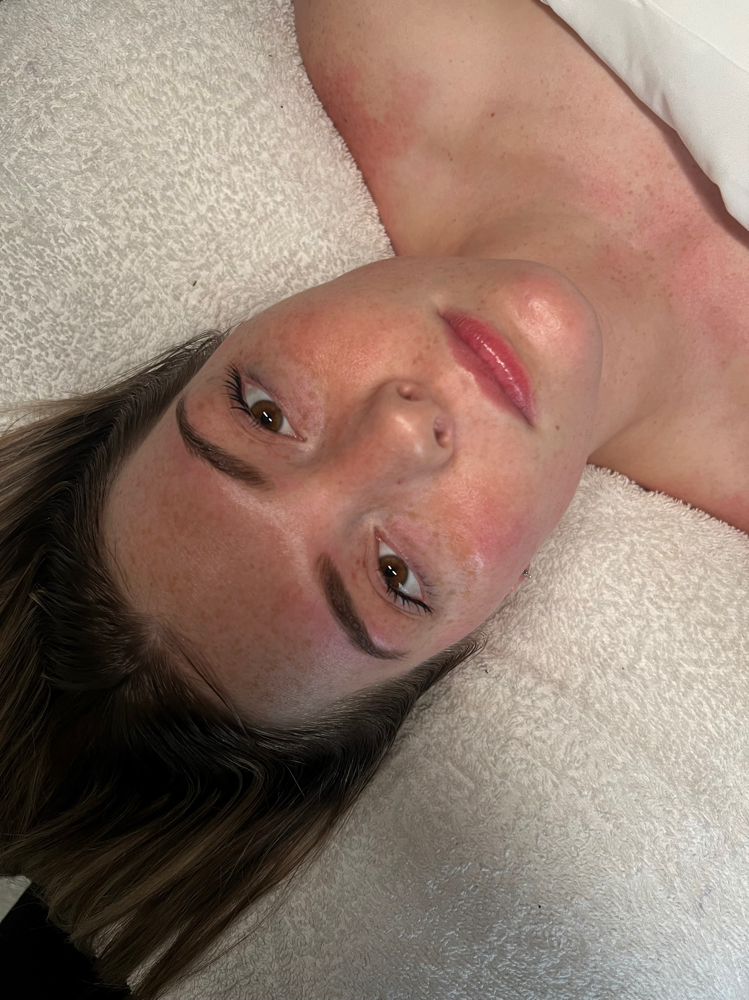 Signature Glow Facial