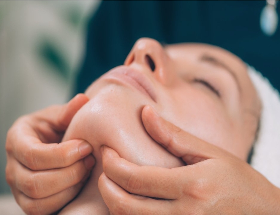 Lymphatic Facial Massage