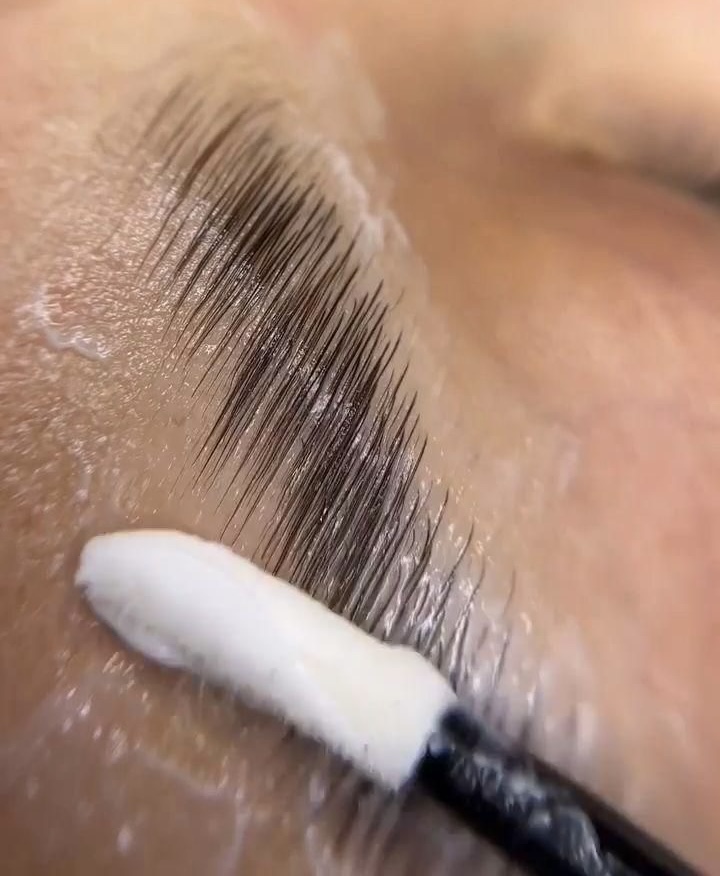 Brow Lamination