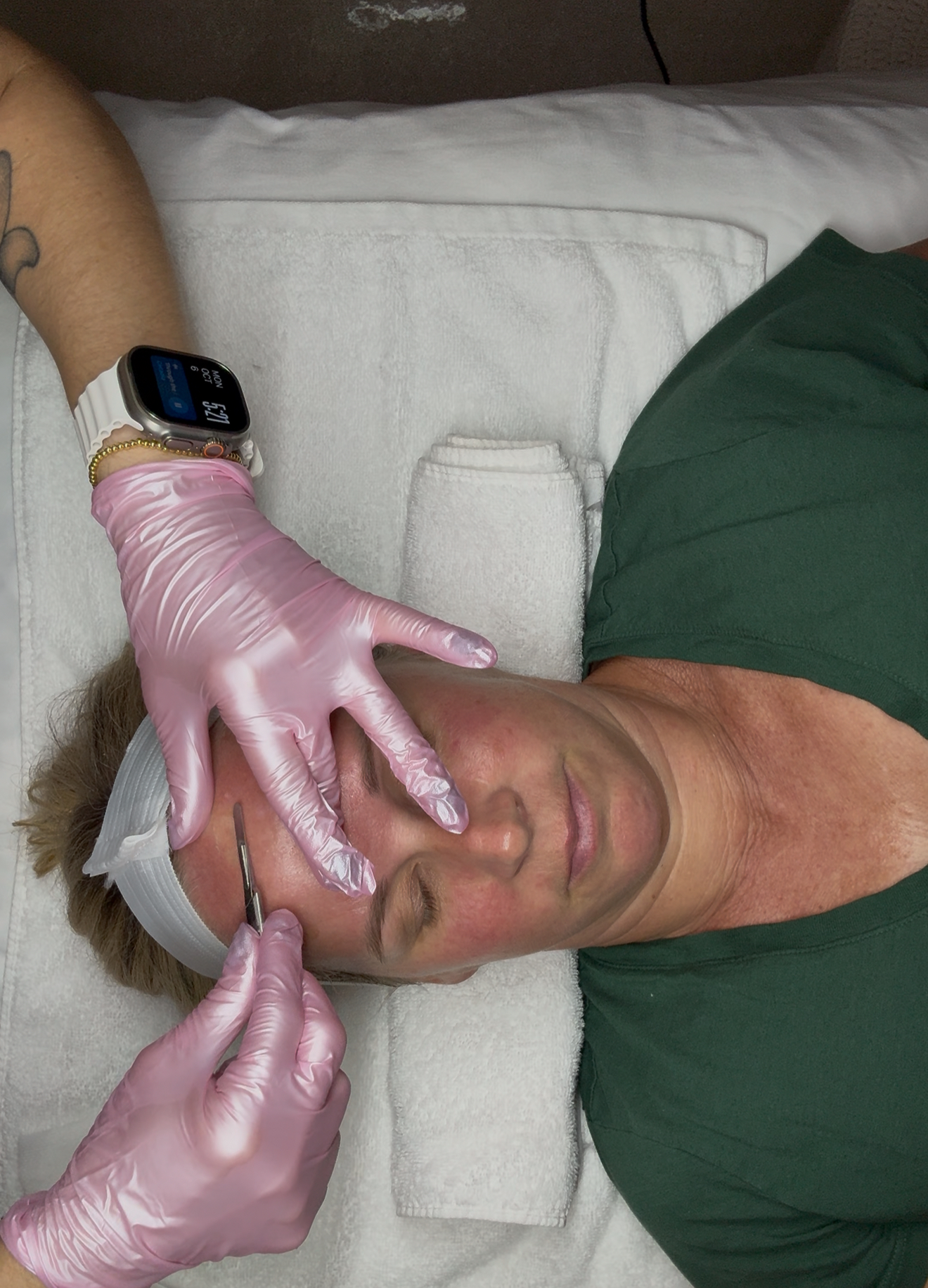 Dermaplane Pro Facial