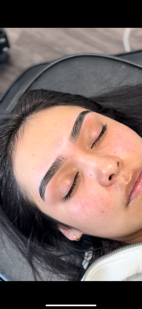 Brow Wax And Shape