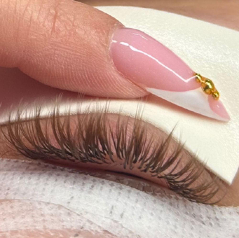 Brown Lash Upgrade at Jomeli Lash LLC in Woodbridge, VA