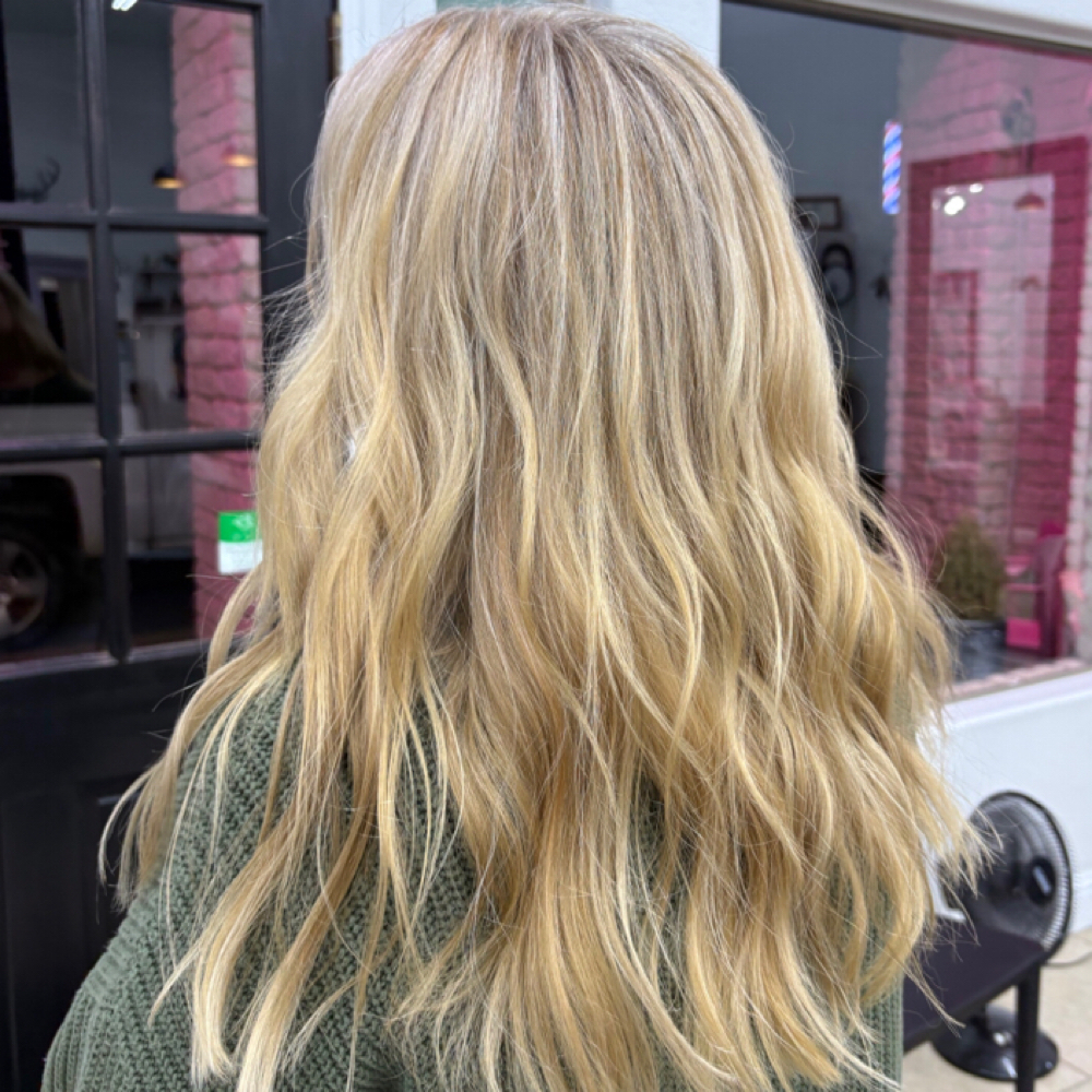 THE FULL at StylesbySydney in Brownwood, TX