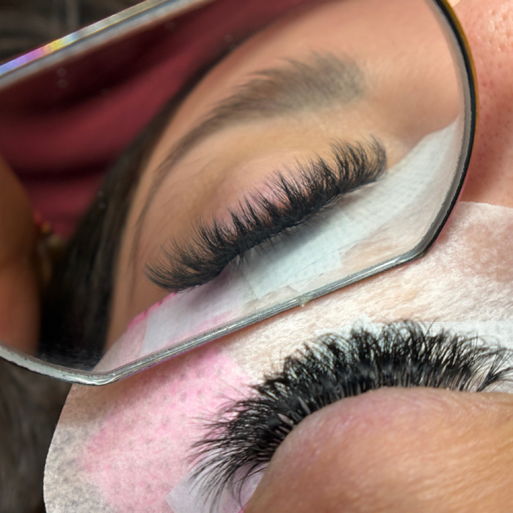 Light Volume Full Set at Diamond Lash in Bothell, WA