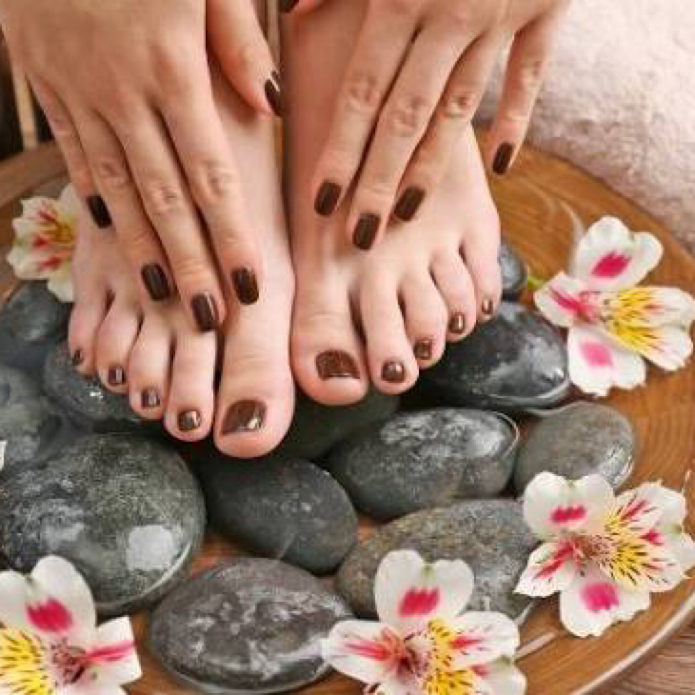 Dry Pedicure at Boutique & Spa Suite in Buffalo, NY