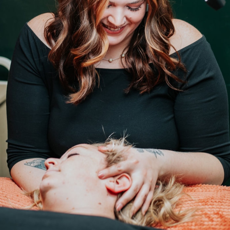 Aromatherapy Scalp Massage
