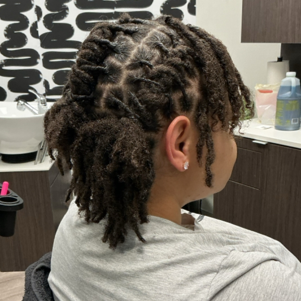 Retwist And Style at Ronniejay Collection in Harrisburg, PA