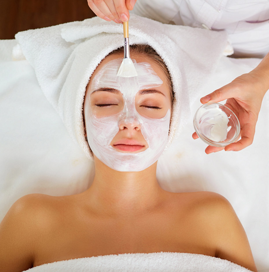 The Luxe Deep Cleansing Facial
