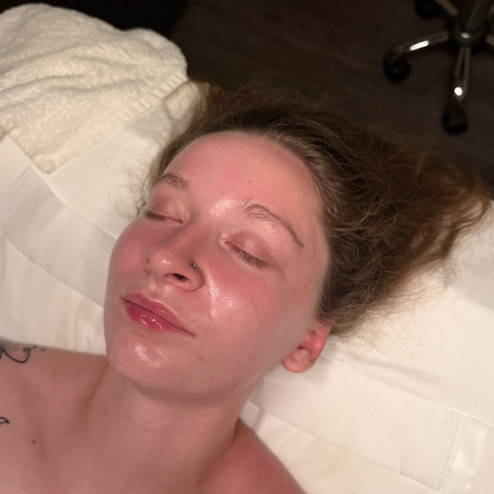 The Signature Glow at Glow By Emma in Schererville, IN