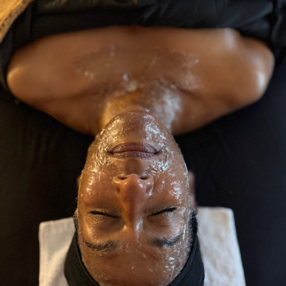 Signature Plus Facial