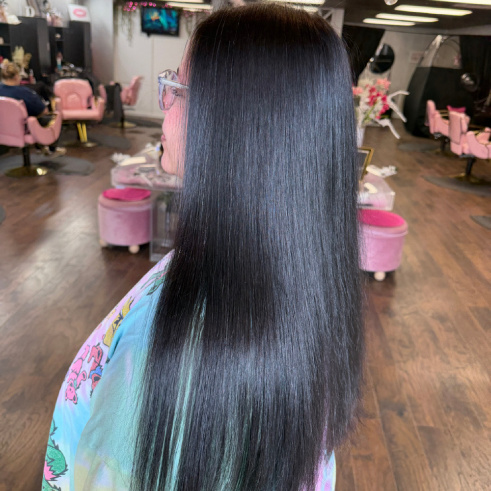 𝚂𝚒𝚕𝚔-𝙿𝚛𝚎𝚜𝚜 at Hair By Dustin Michael, LLC in Beckley, WV