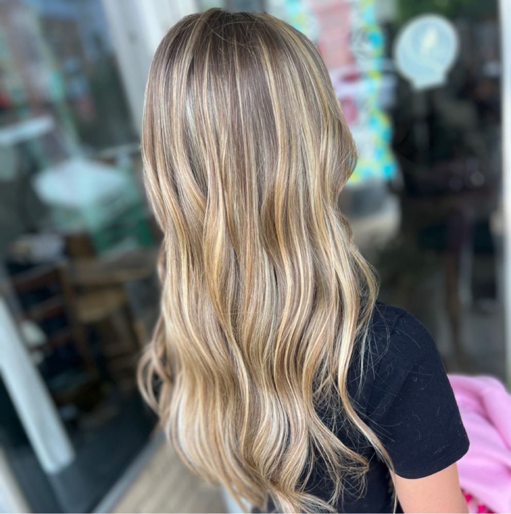 Custom Color at Skyler @ therefinery806 in Corinth, MS