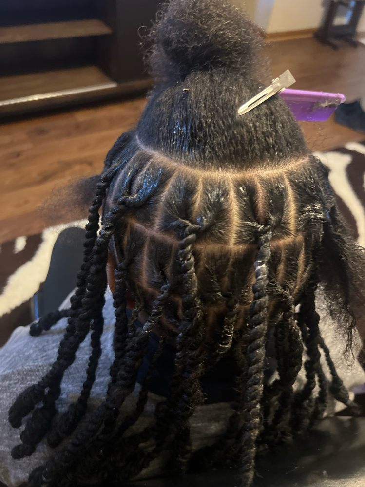 Invisible Locs (med Parts) Long