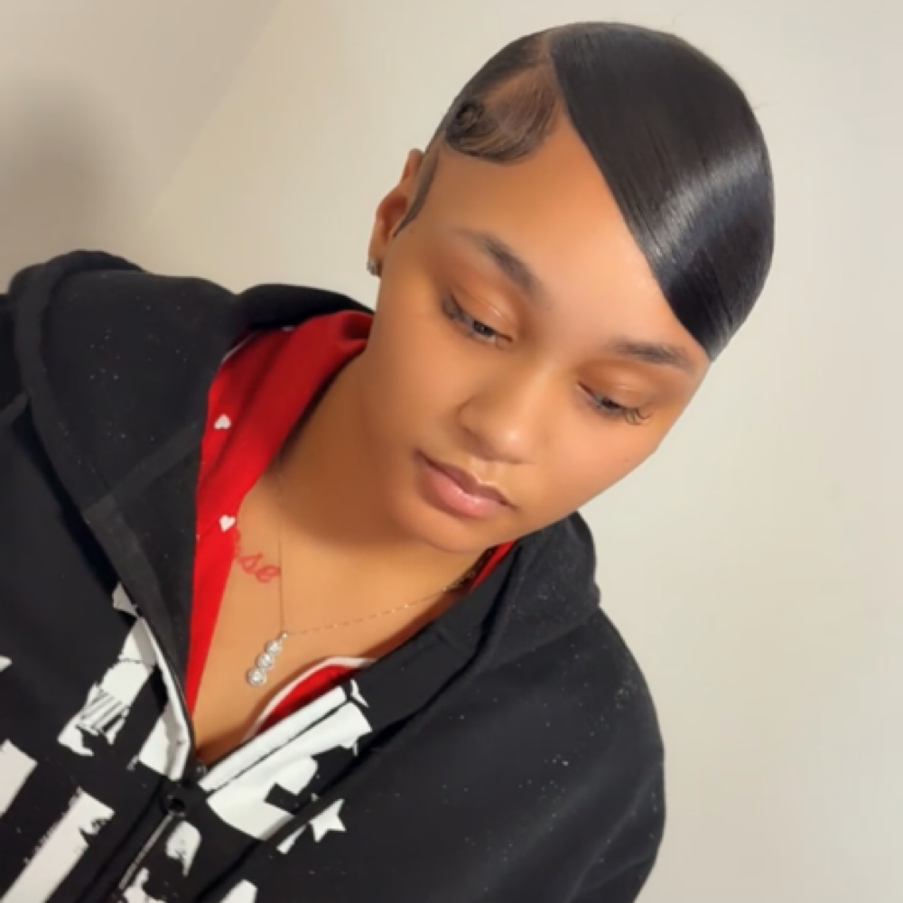 Ponytail at theIzExperience in Racine, WI