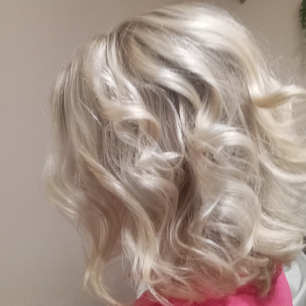 Shanpoo Blowout With Heat Tools