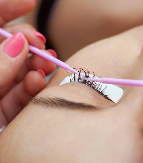 Lash Removal