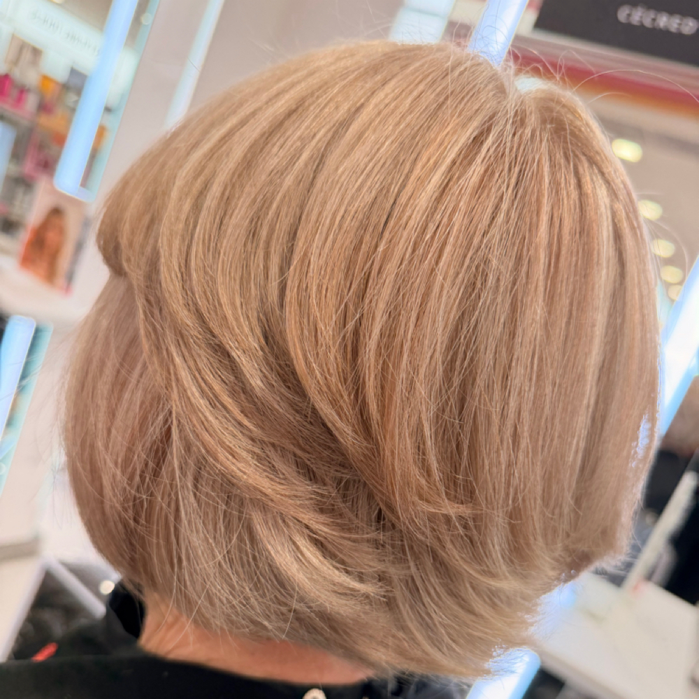 Full Root Touch-up at ShanteaAtelier in Temple, TX
