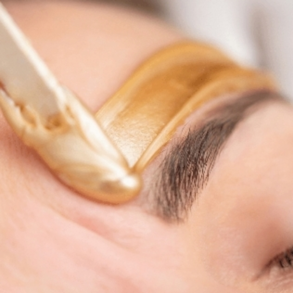 Eyebrow Wax at Mirror Images by Michelle in 85392