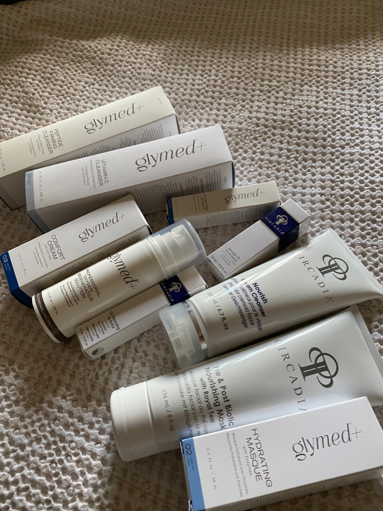 First Time Client Customized Facial at EMSKN in Windsor, CA