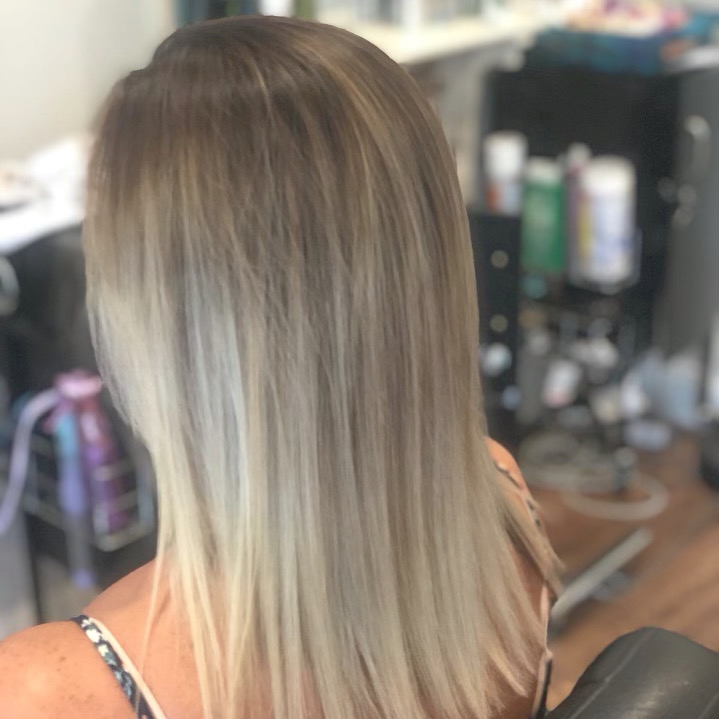 Womens Haicut Blowdry