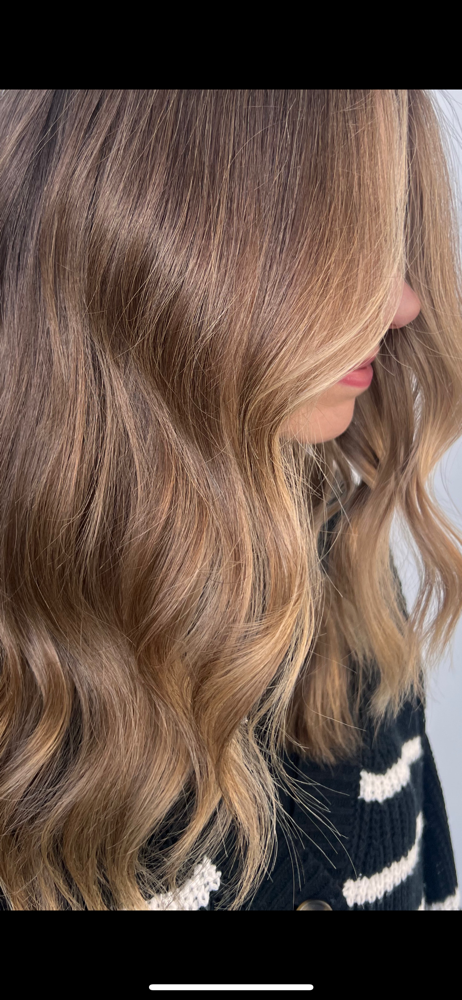 Full Custom Blonding/ Balayage
