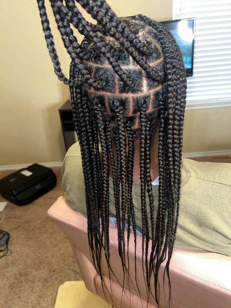 Knotless (Hair Included)