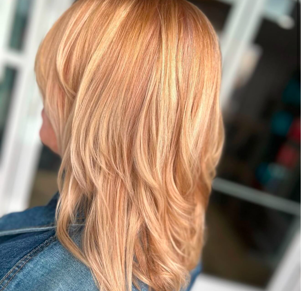 Womens Haircut W/ Style