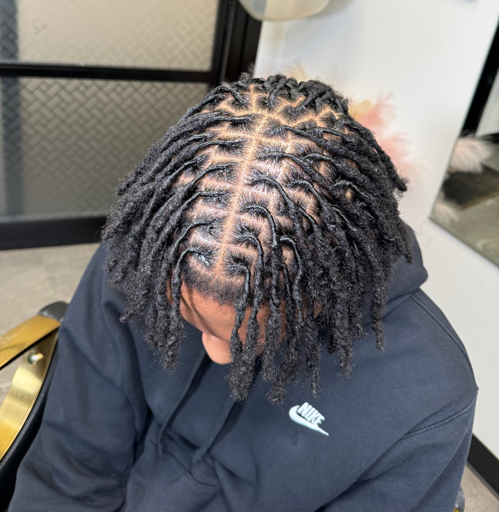 Retwist (80-119 Locs) at Otusbeauty in Greenbelt, MD