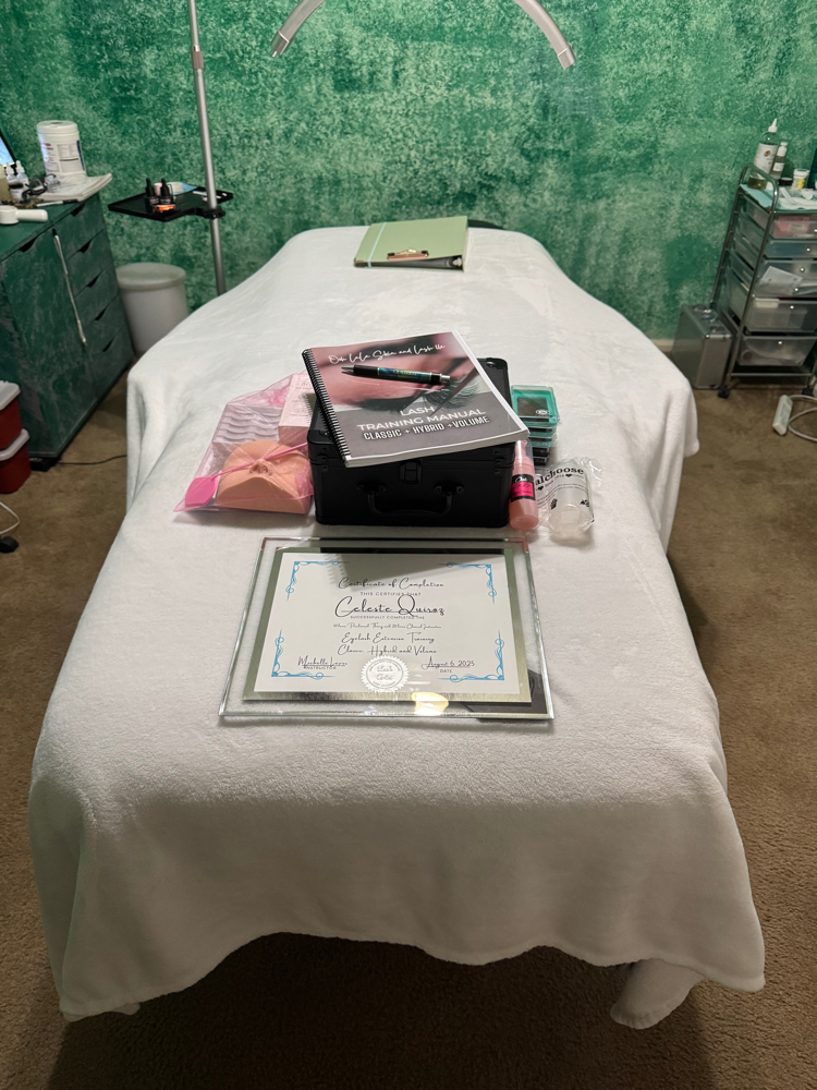 Eyelash Extension Training