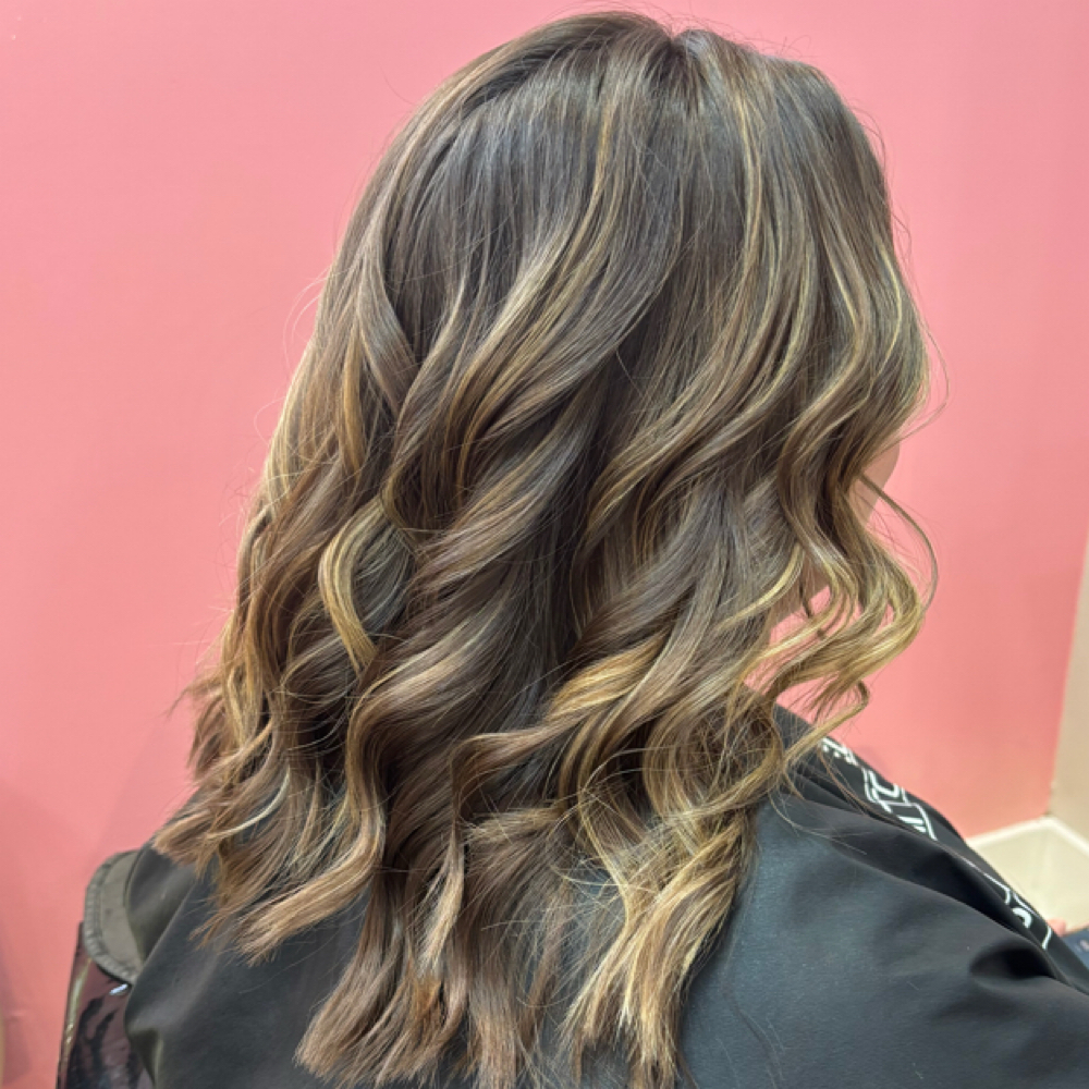 Baby Lights at Hair with Saddie in Ohio, OH