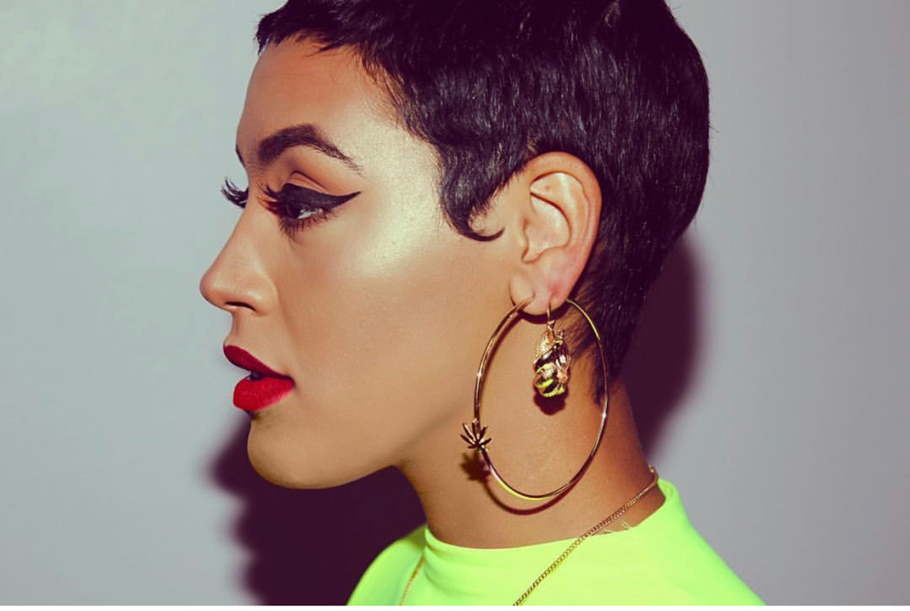 Super Short Pixie Shampoo & Style