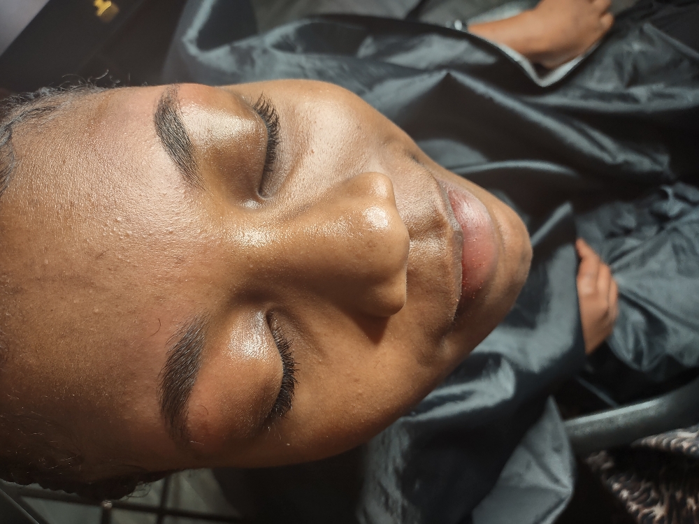 Eye Brow Waxing