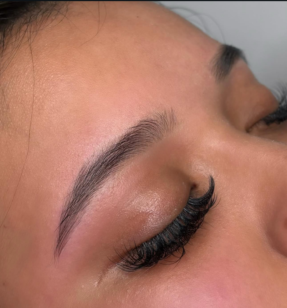 Eyebrow Wax at Made Unique in Advance, NC
