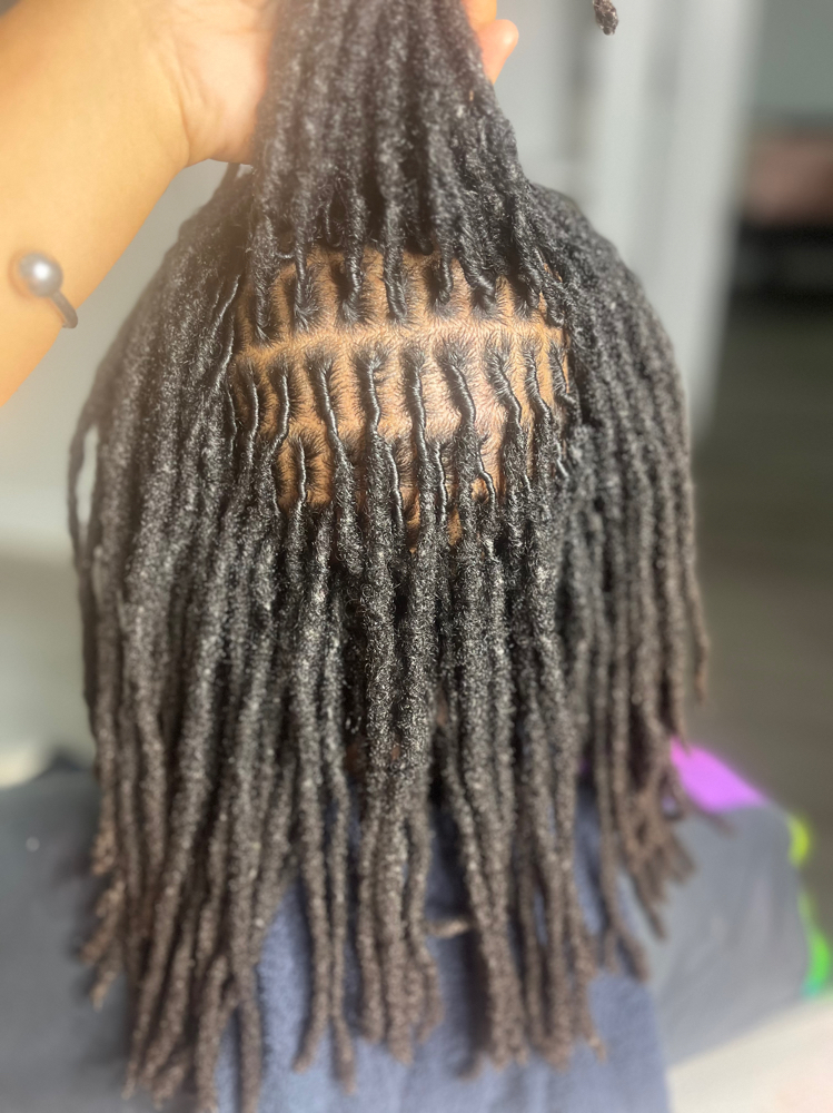 Loc Maintenance (includes Shampoo)