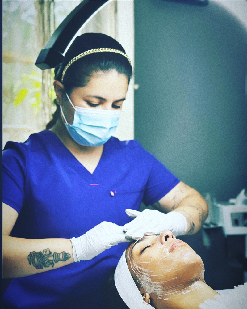 Facial Profundo Con Extracciones