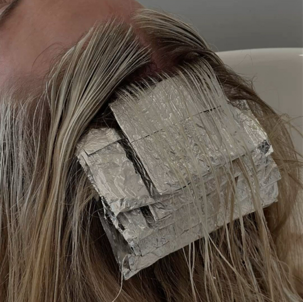 Mini Foils + Blowout at ashleyperez in San Antonio, TX