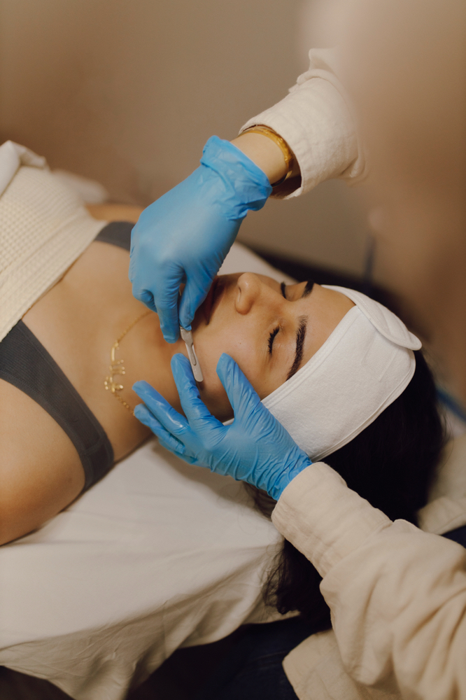 Dermaplane Facial