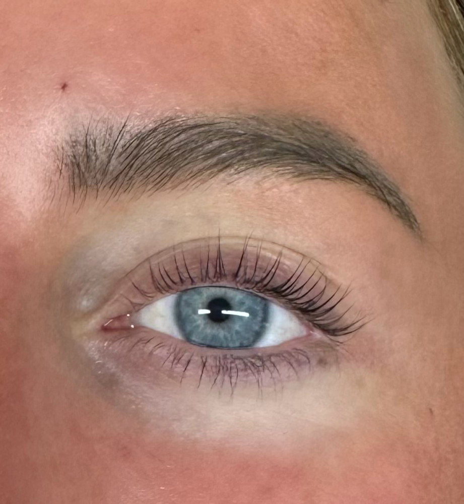 Lash Tint Maintenance