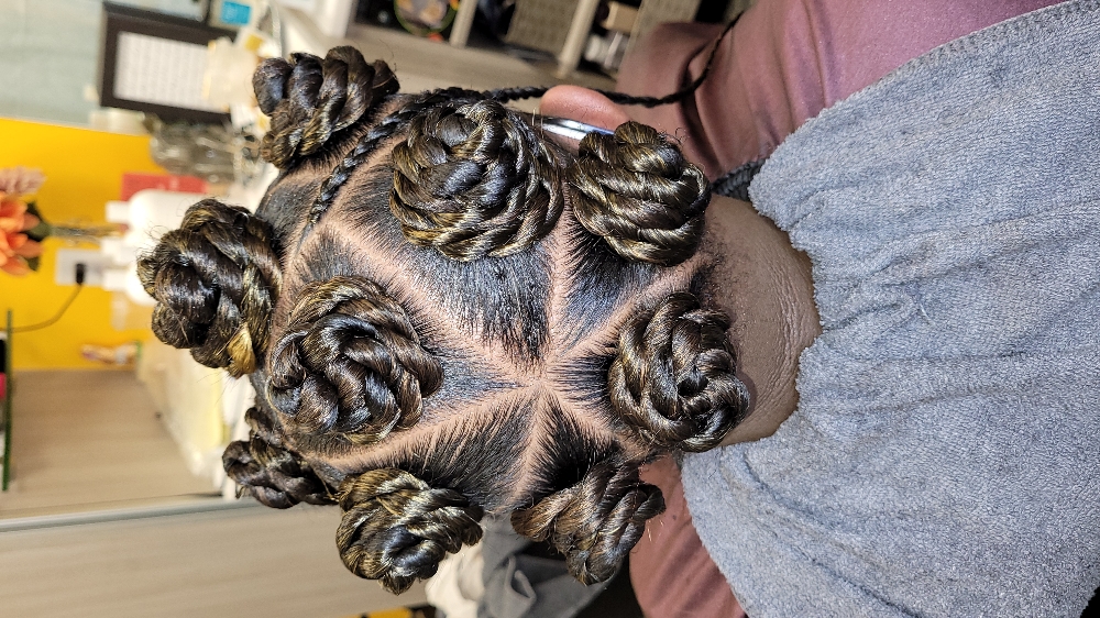 Bantu KNOT w/added hair