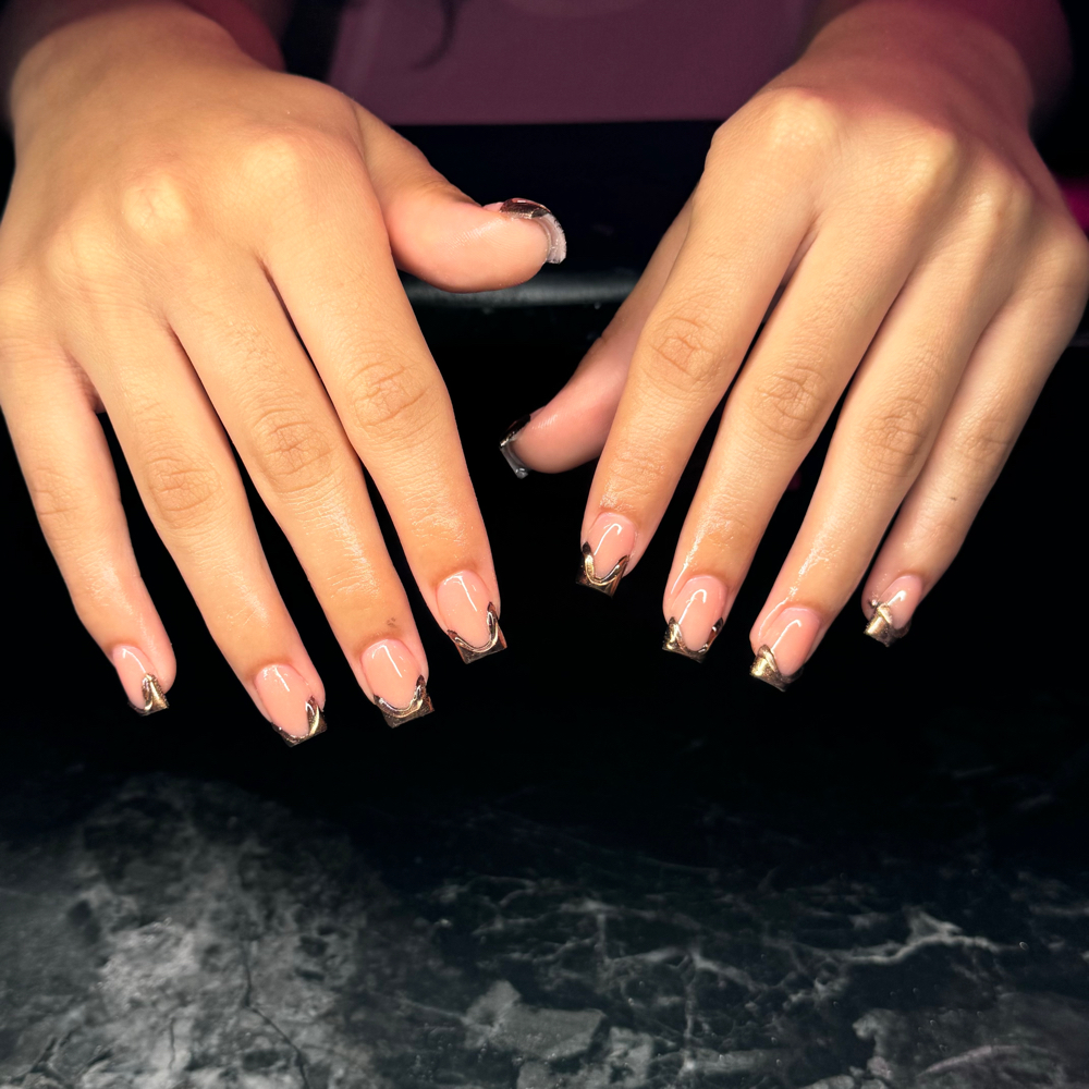 SHORT FULLSET FRENCH