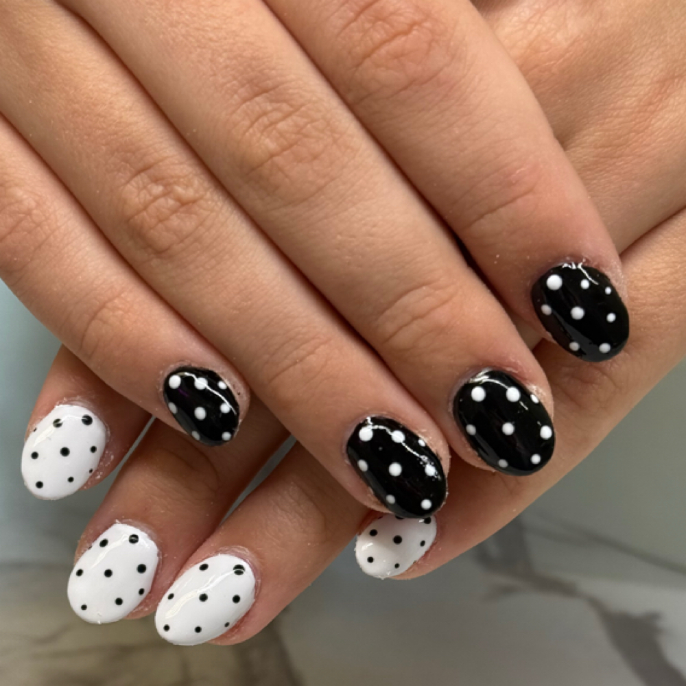 Acrylic Fill (Minimal Design) at Gorgeous by Georgia in Harlan, KY
