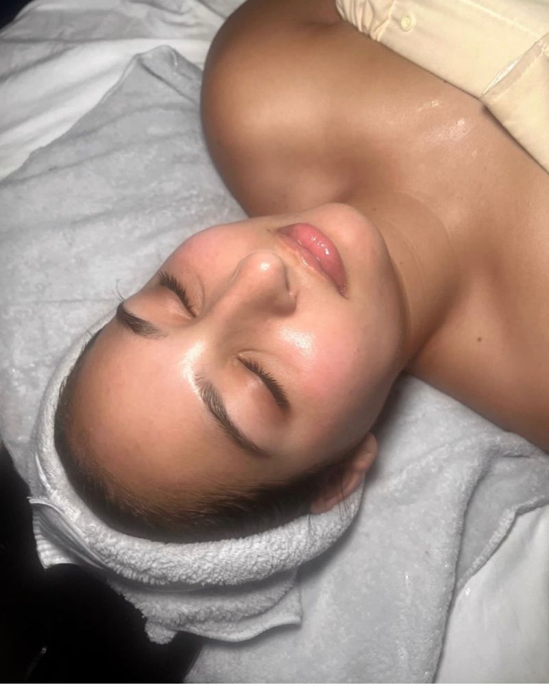 Hydrating Facial