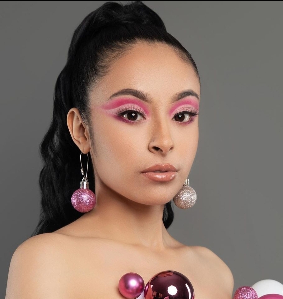 Bold Cut Crease Glam